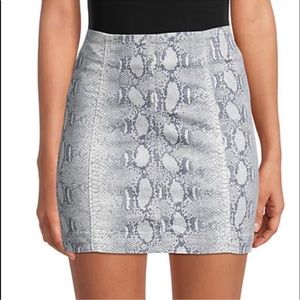 FREE PEOPLE Modern Femme Novelty Skirt Snake size 10
